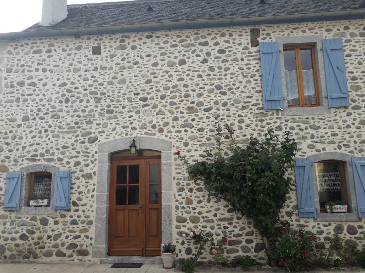 Meuble De Tourisme Au Coeur Du Village A Aramits , Haut Bearn Bagian luar foto