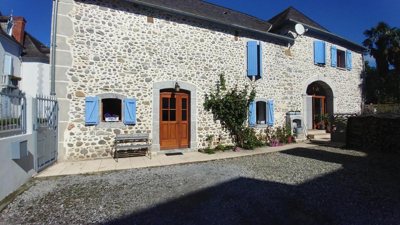 Meuble De Tourisme Au Coeur Du Village A Aramits , Haut Bearn Bagian luar foto