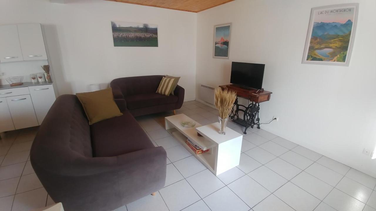 Meuble De Tourisme Au Coeur Du Village A Aramits , Haut Bearn Bagian luar foto