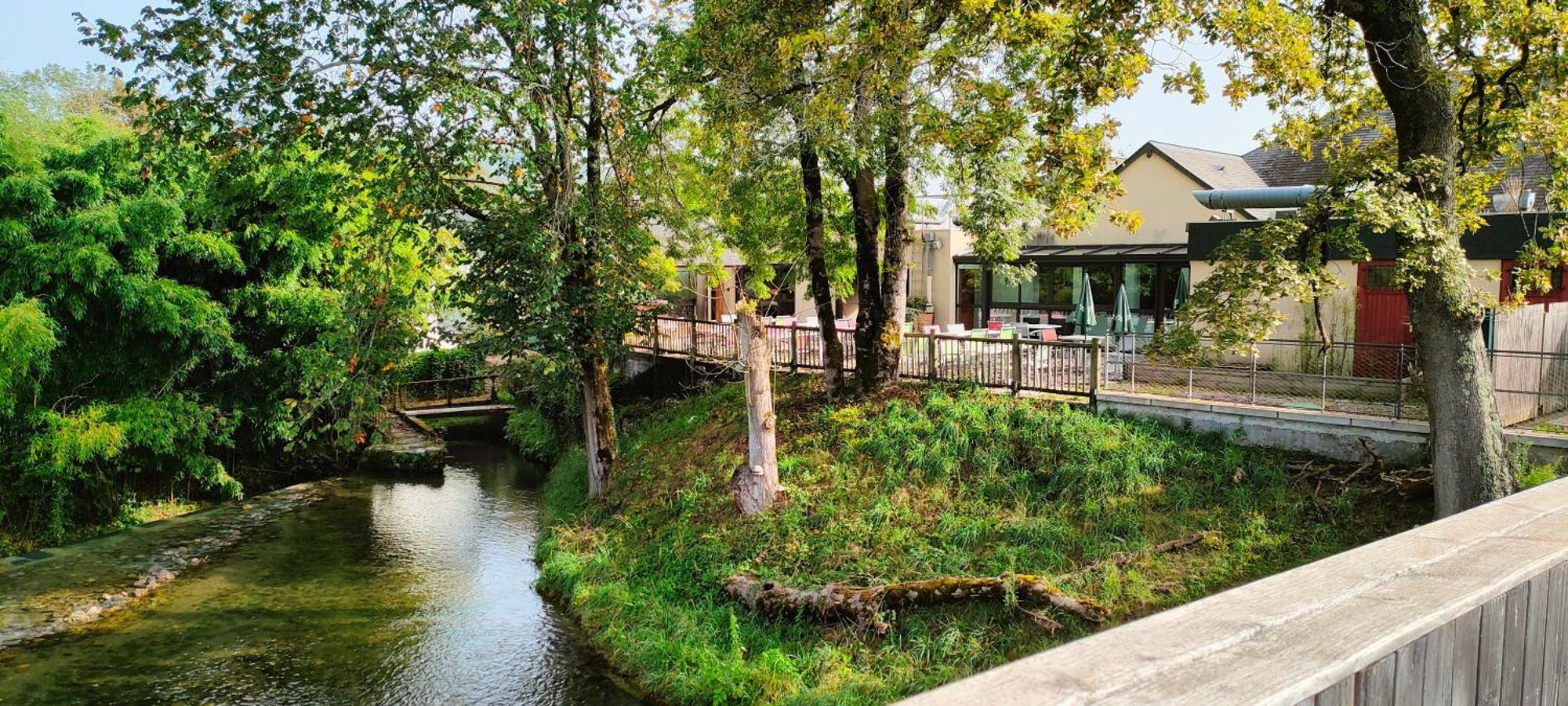 Meuble De Tourisme Au Coeur Du Village A Aramits , Haut Bearn Bagian luar foto